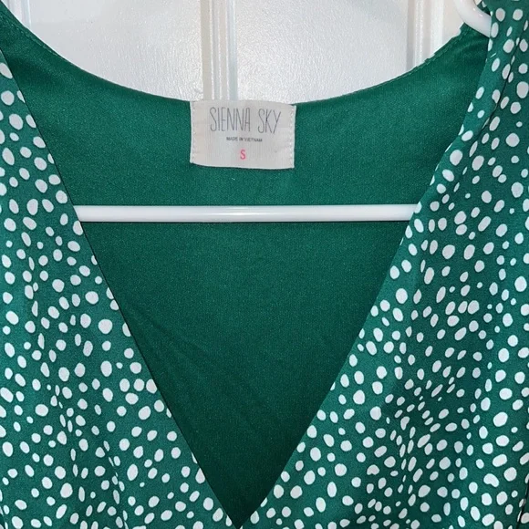Green polka dot long summer dress - Picture 3 of 4